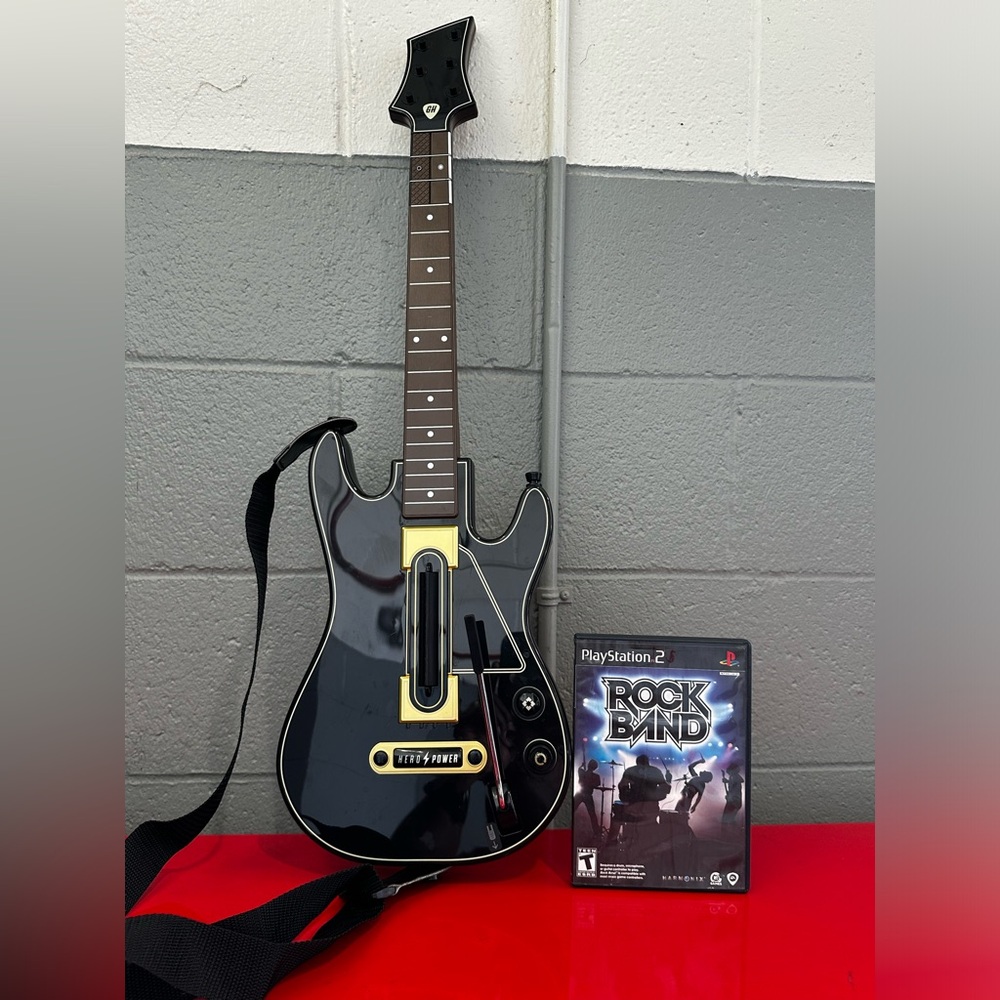 Activision Xbox, PS3 Guitar Hero Live Wireless Guitar W/ RockBand Game